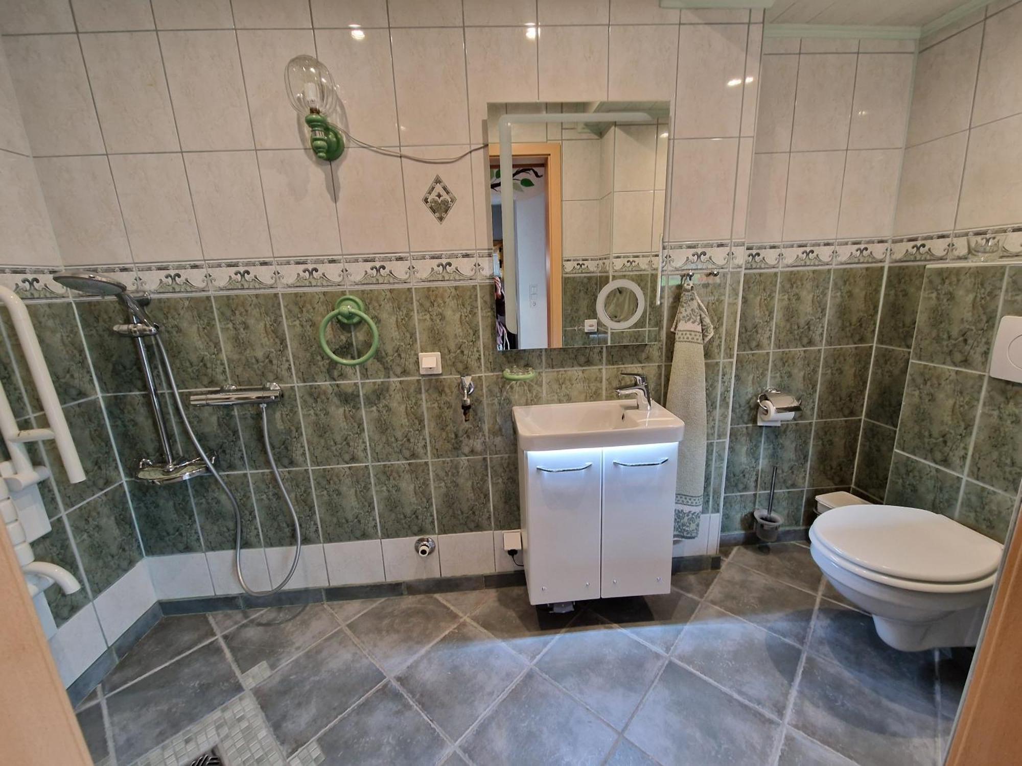 Ferienwohnung Am Oepitzer Berg Pößneck Exterior foto